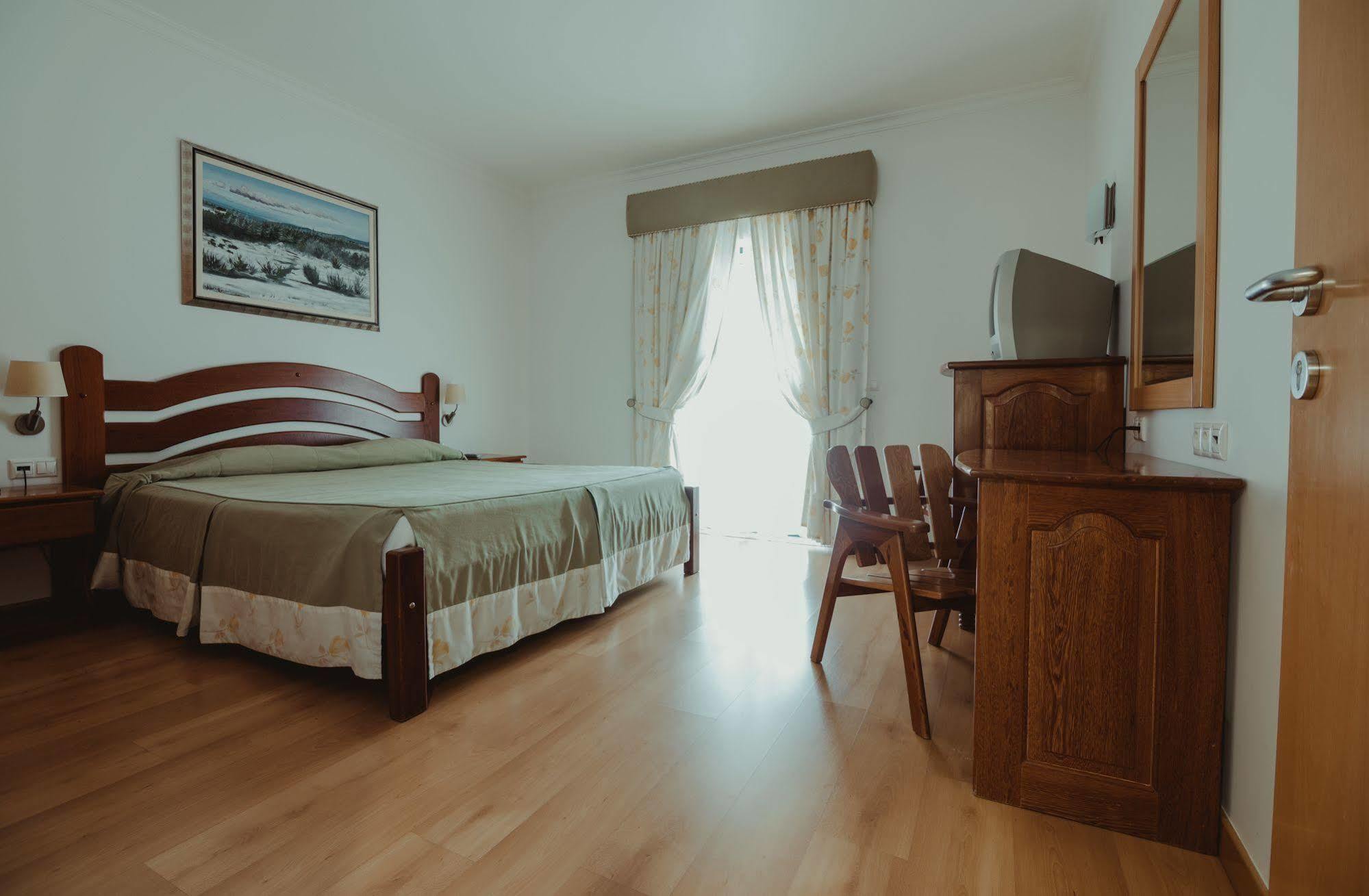 Hotel Quinta Dos Cedros เซลอริโก ดา เบรา ภายนอก รูปภาพ